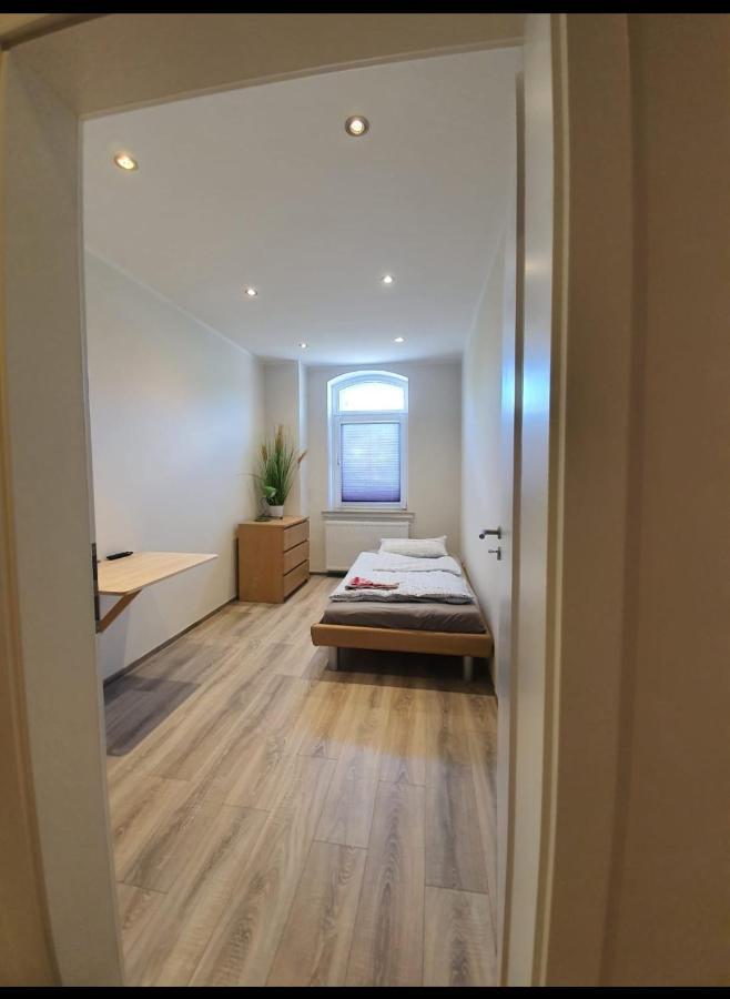 Zimmervermietung Lannik Hotel Hildesheim Bagian luar foto